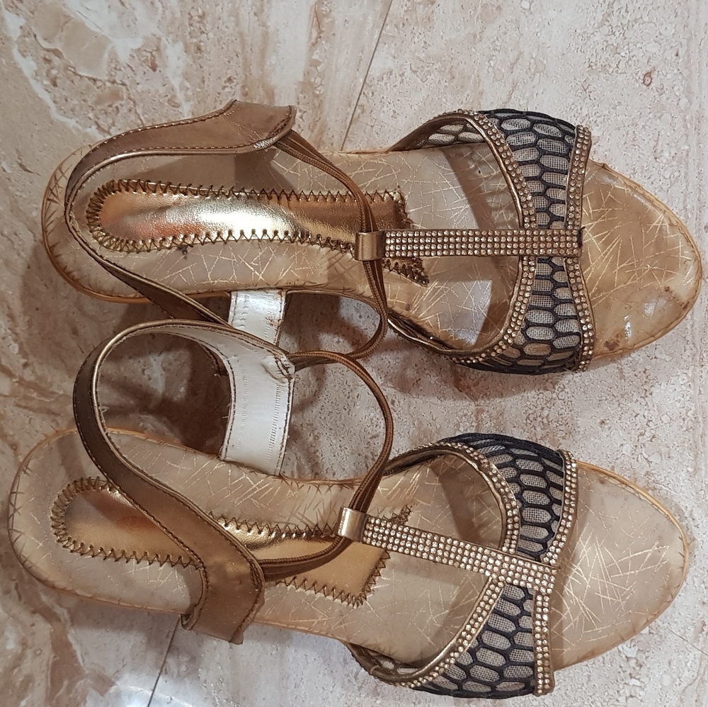 Wedges - Picture 1 of 3